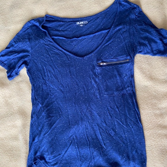 Lot of 6 t-shirts, perfect for the gym or lounge days. Size jr lg and xl - Picture 8 of 9